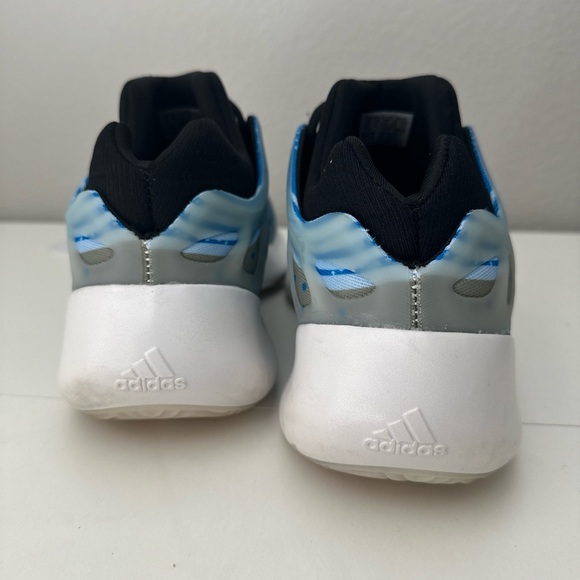 Size 9.5 - adidas Yeezy 700 V3 Arzareth - Picture 5 of 9